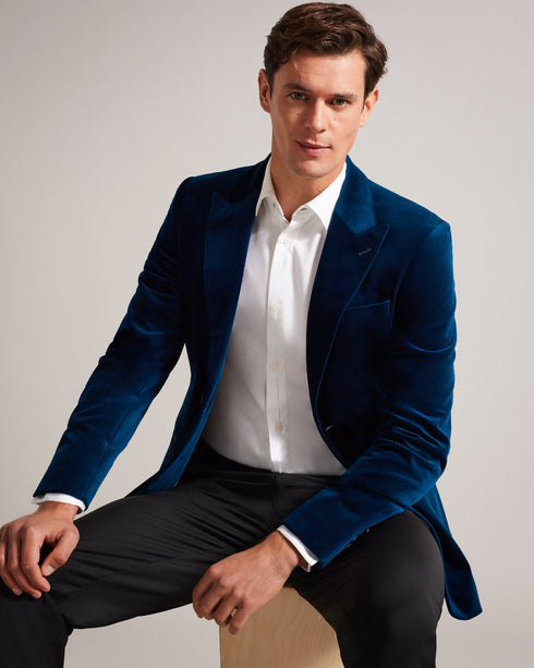 EDWARDJ-Jackets-Add a luxurious twist to your look with the EDWARDJ velvet blazer. Crafted from pure cotton, its slim fit and peaked lapels exude a refined yet bold style. Velvet blazer Peaked lapels Pure cotton Slim fit Button fastening Fully lined- Ted Baker Romania